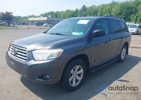 2010 Toyota Highlander Se V6 z USA, uszkodzony, nr VIN 5TDJK3EH7AS020209